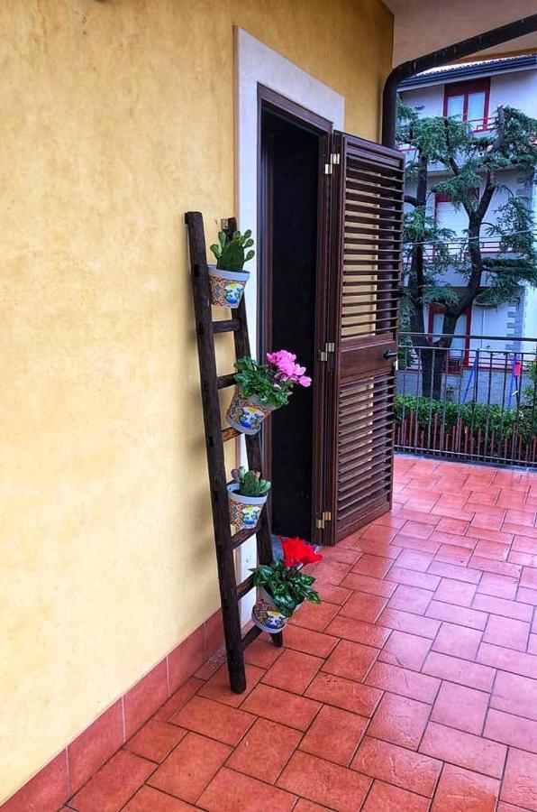 Opuntia Dell'Etna Bike House Apartment Mascalucia Exterior photo